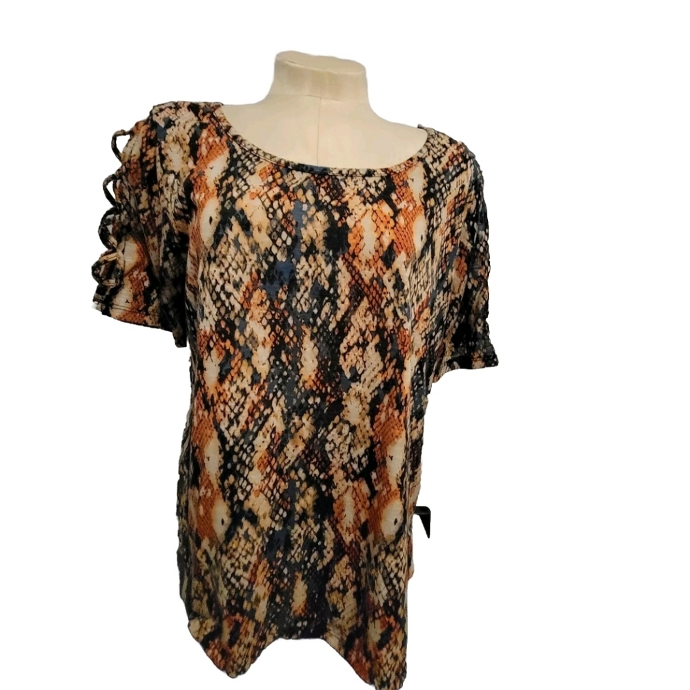 Goddess Women’s XL Snakeskin Scoop Neck Short Criss Cross Peekaboo Sleeve Tunic